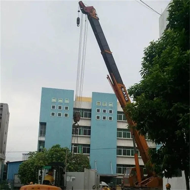 沧县为什么要选择专业的吊车出租
